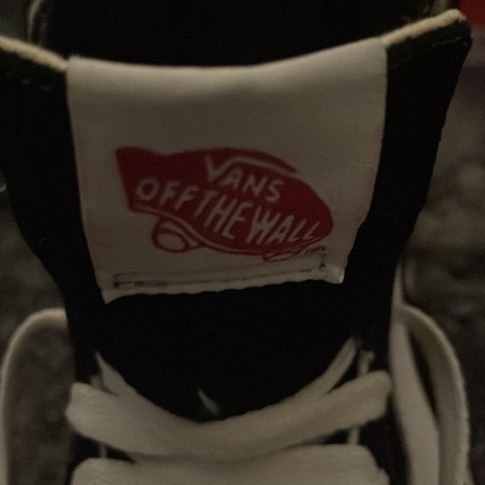 vans - Picture 4 of 8